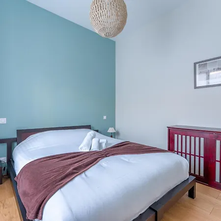Chateaubriand - Appt Pour 4 Au Coeur De Apartment *