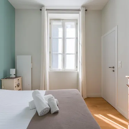 Chateaubriand - Appt Pour 4 Au Coeur De Apartment *