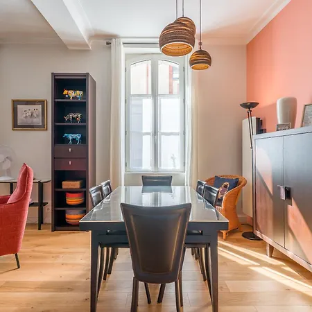 Lägenhet Chateaubriand - Appt Pour 4 Au Coeur De *